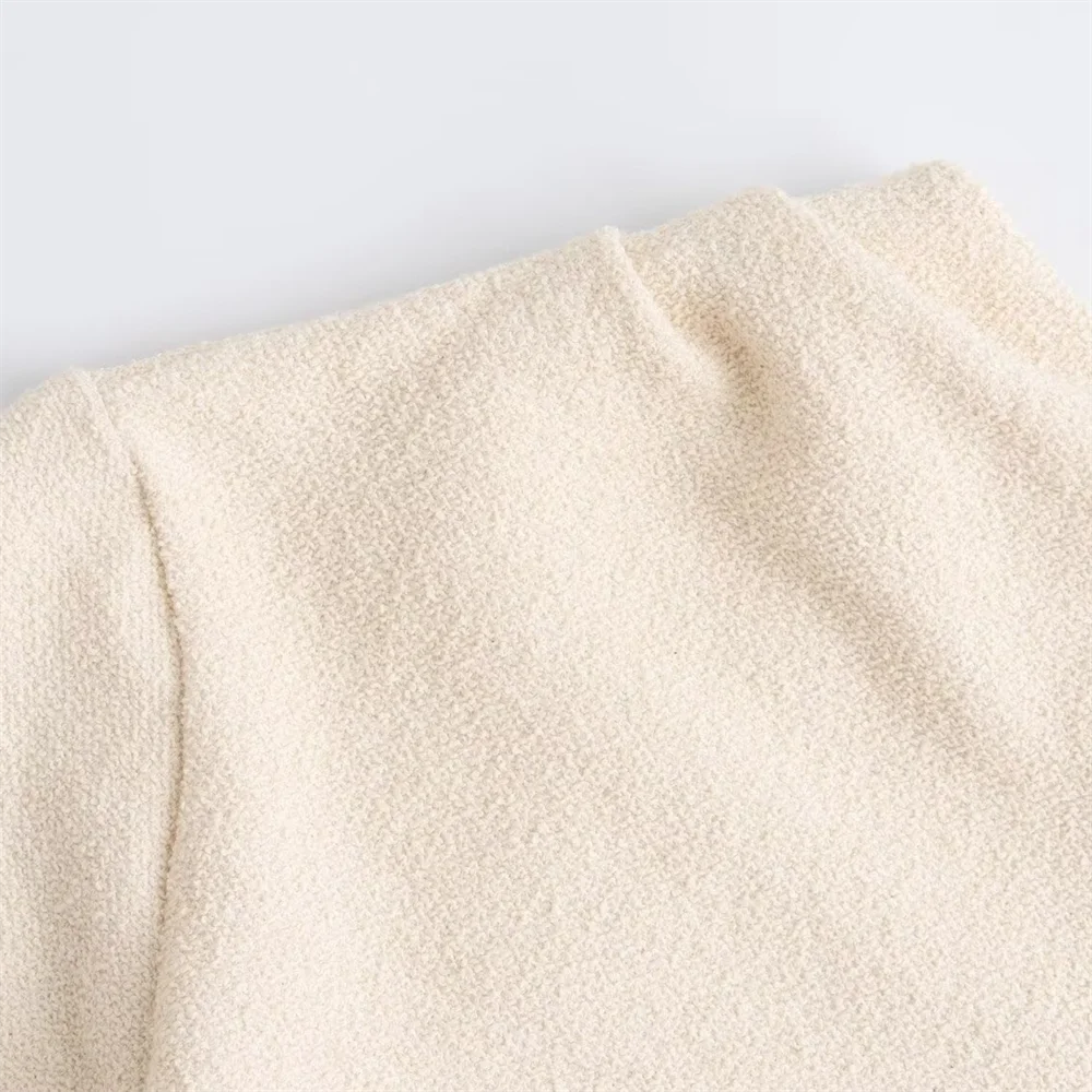 Robe Asymétrique Beige chez Robe Asymétrique