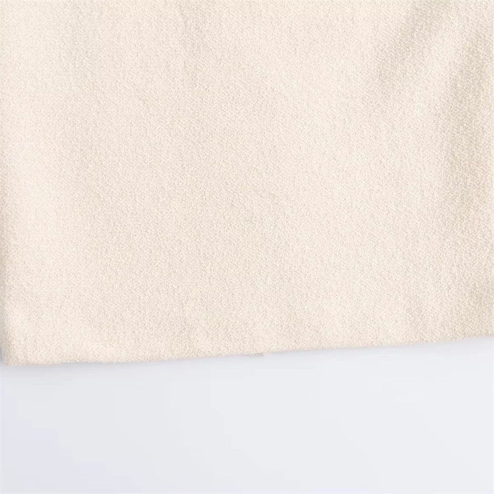 Robe Asymétrique Beige chez Robe Asymétrique