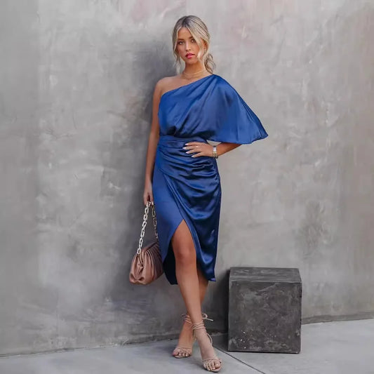 Robe Asymétrique Bleu Bleu chez Robe Asymétrique