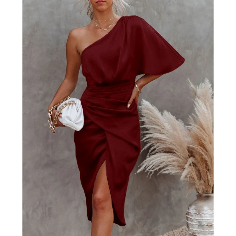 Robe Asymétrique Epaule chez Robe Asymétrique