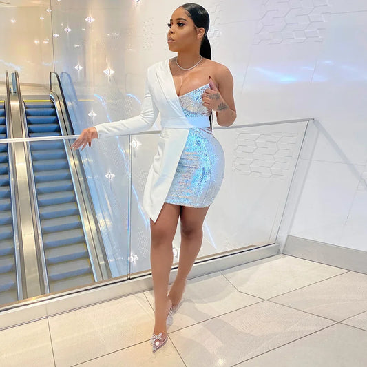 Robe Blazer Asymétrique Blanc et Argent chez Robe Asymétrique