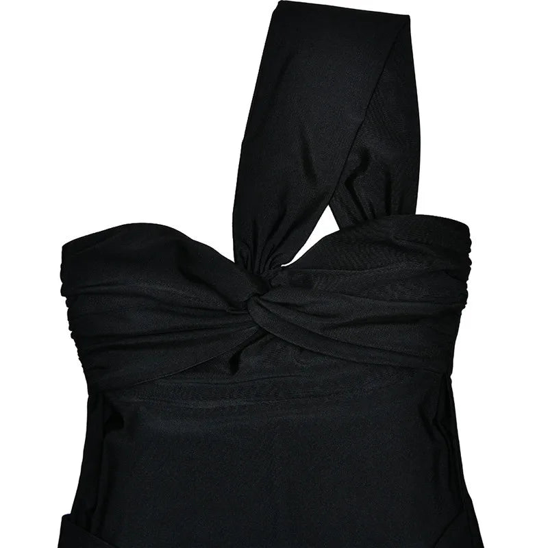 Robe Longue Noire Asymetrique chez Robe Asymétrique