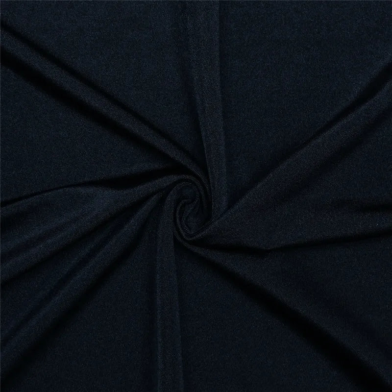 Robe Longue Noire Asymetrique chez Robe Asymétrique
