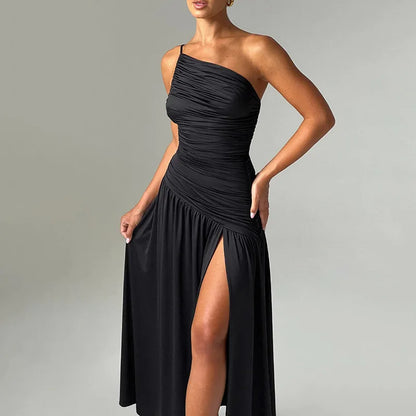 Robe de Mariée Asymétrique Épaule chez Robe Asymétrique