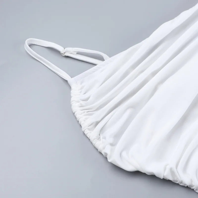 Robe de Mariée Asymétrique Épaule chez Robe Asymétrique