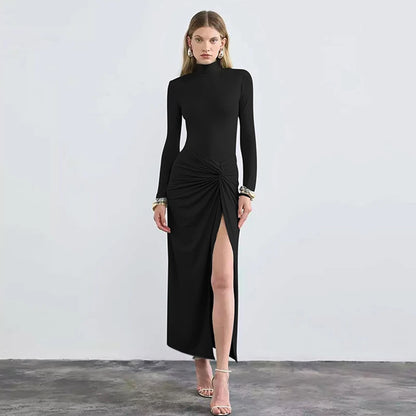 Robe Noire Asymétrique