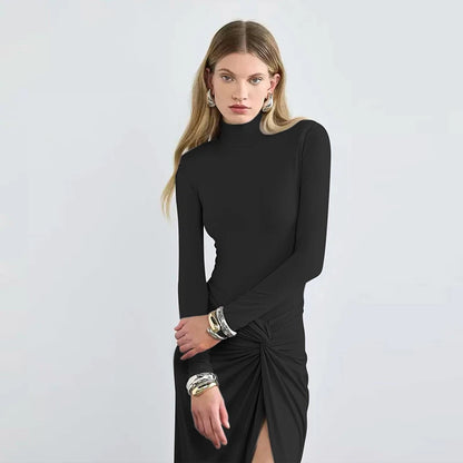 Robe Noire Asymétrique