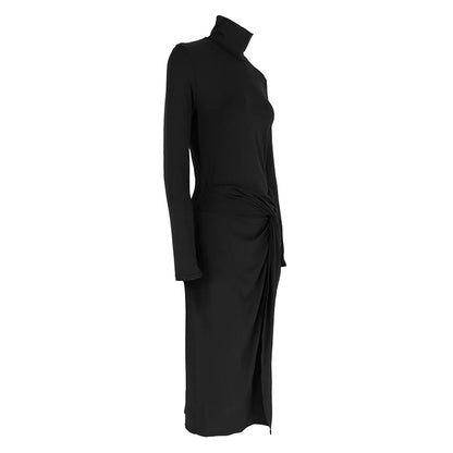 Robe Noire Asymétrique