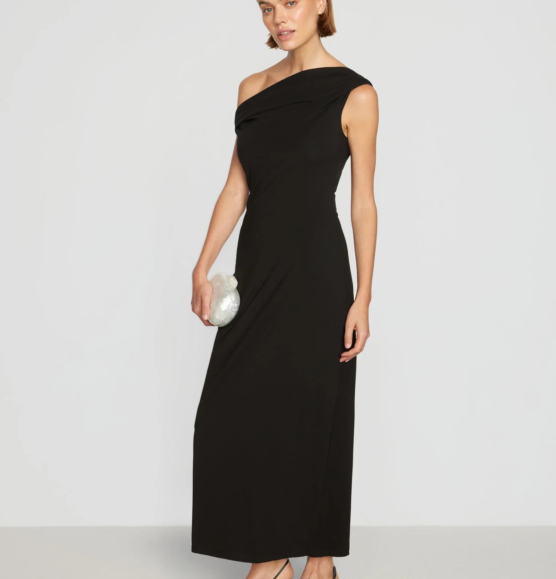 robe_asymetrique_longue